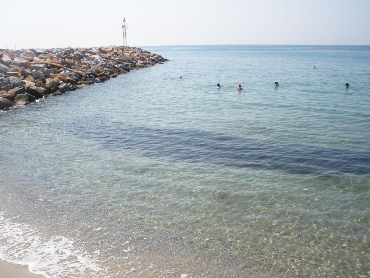 Pansion Alexandros By The Sea Aparthotel Νέα Σκιώνη Εξωτερικό φωτογραφία