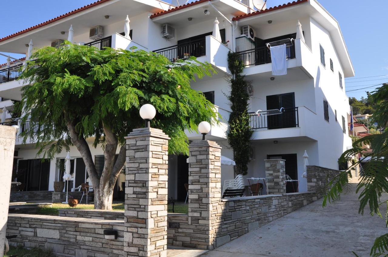 Pansion Alexandros By The Sea Aparthotel Νέα Σκιώνη Εξωτερικό φωτογραφία