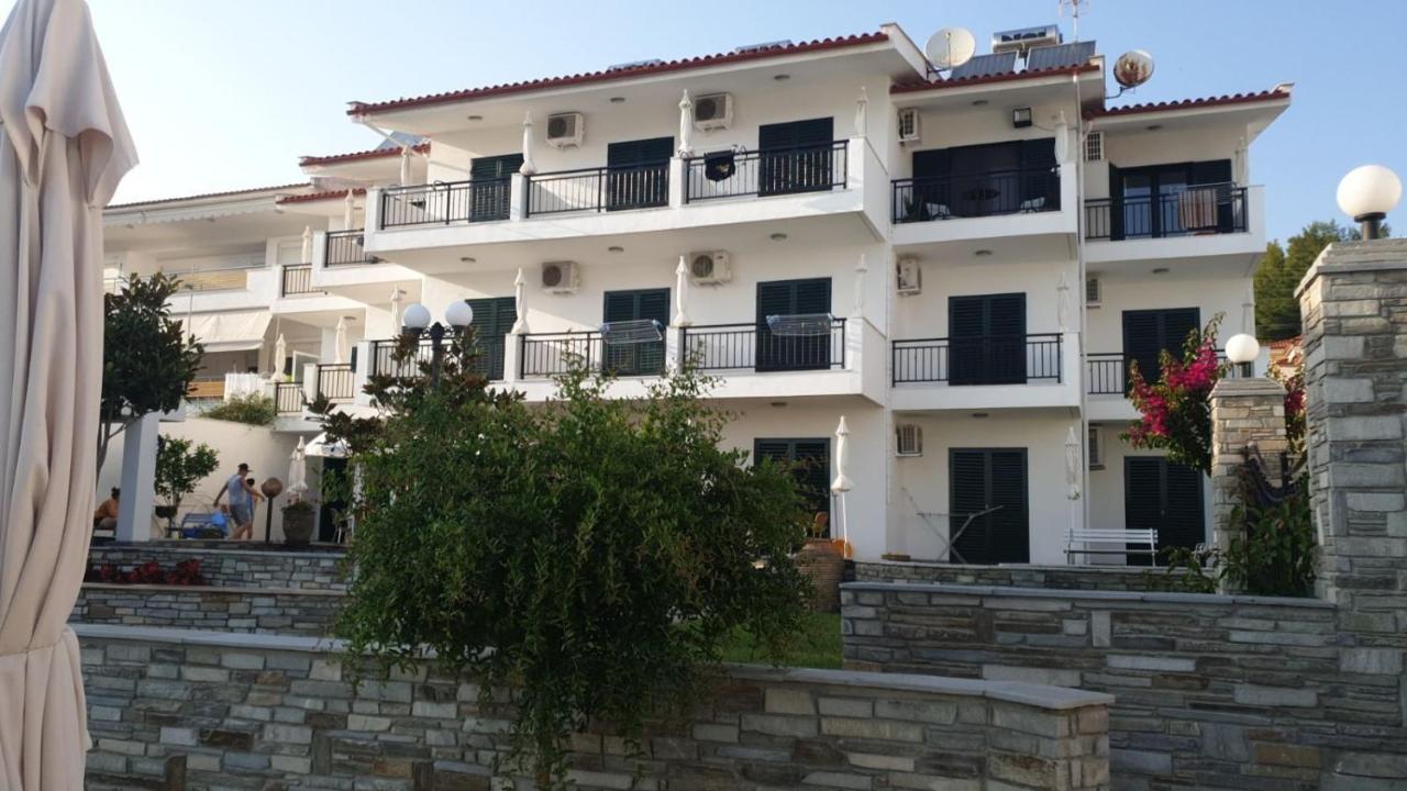 Pansion Alexandros By The Sea Aparthotel Νέα Σκιώνη Εξωτερικό φωτογραφία